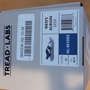 Mens Tread lab  sandals size 10